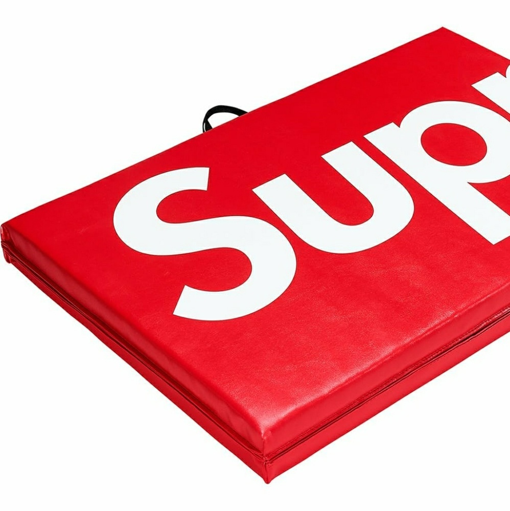 Supreme Everlast Folding Mat - Red